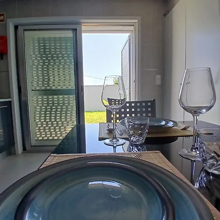 別荘 Casa Estradinha Azul *